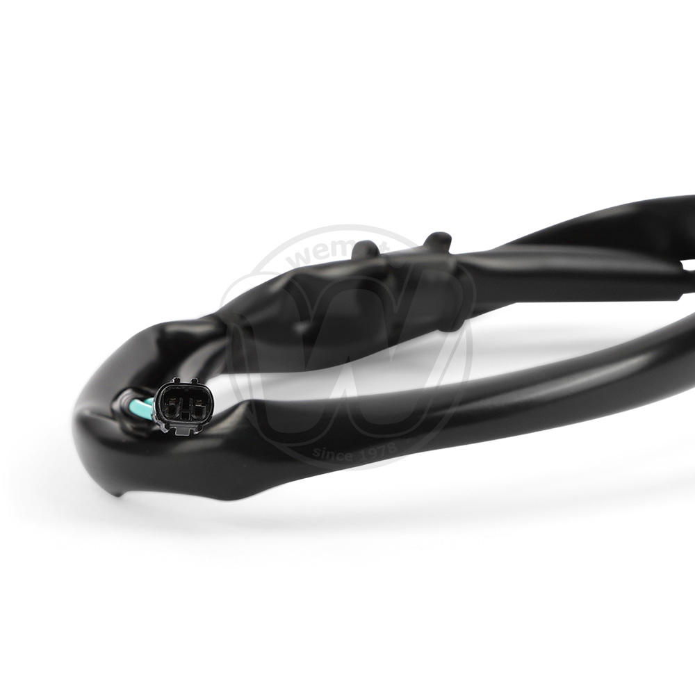 0YV7521_zzcf2806 three.jpg